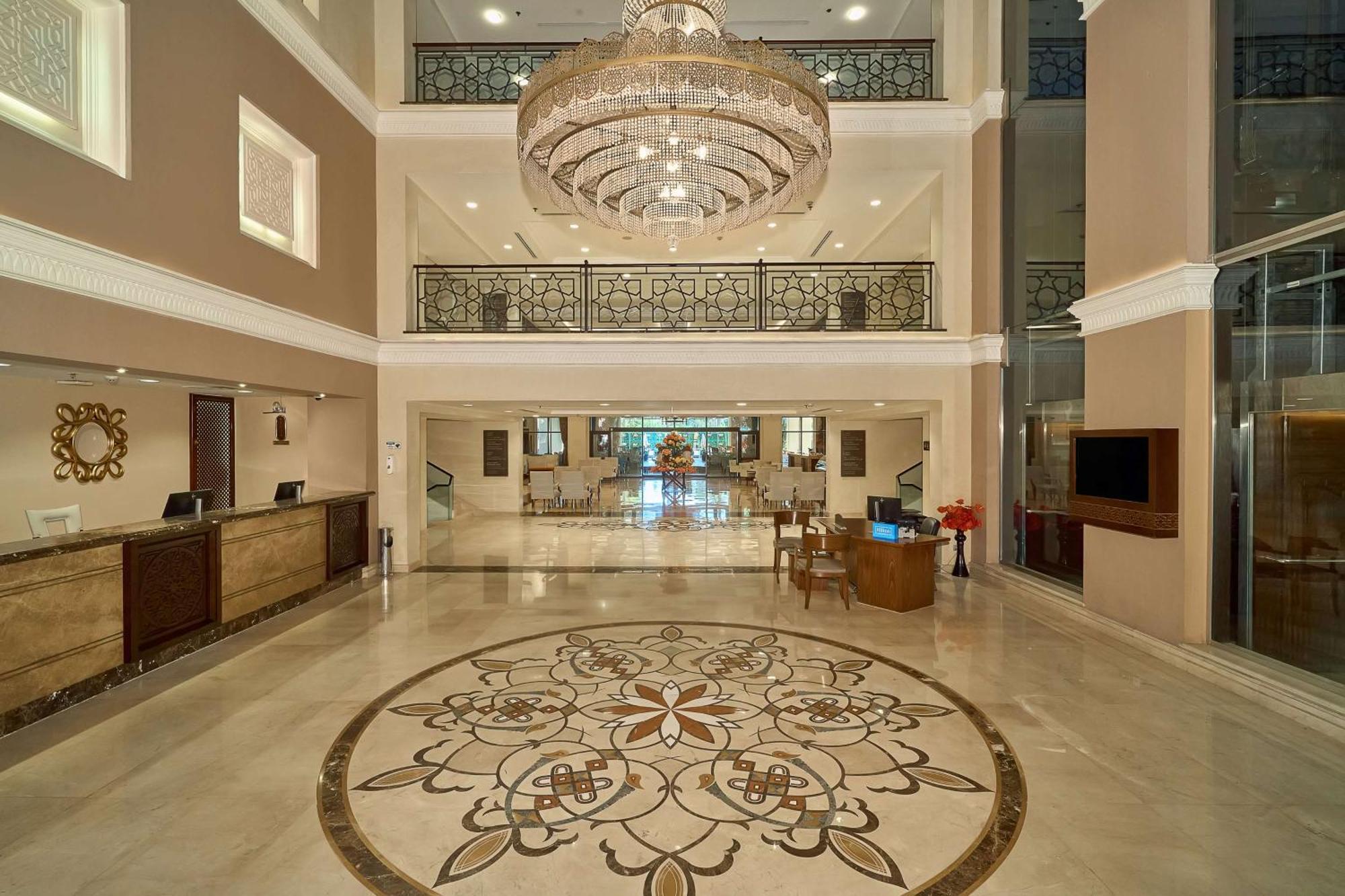 Hilton Alexandria King'S Ranch Hotel Кинг-Мариут Экстерьер фото Lobby